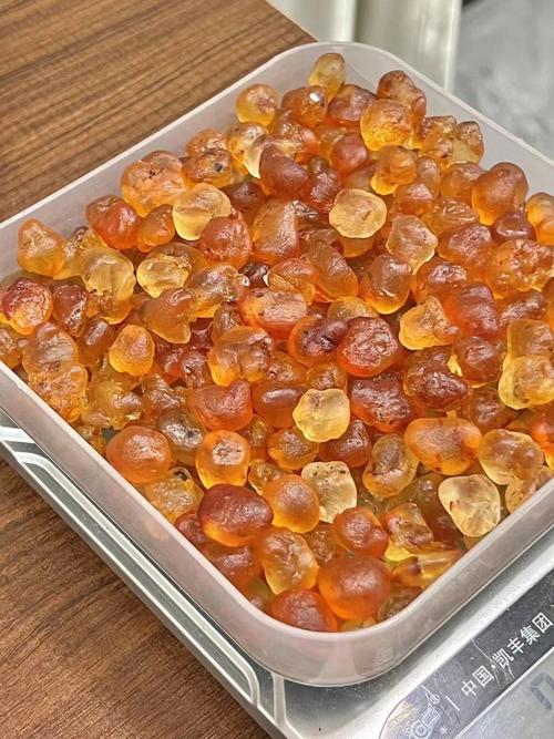 树脂竟然可以抗皱嫩肤?夏天用它做糖水_美容养颜还解暑!(桃膠糖水嫩膚)