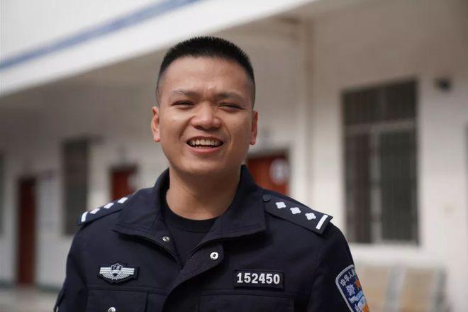 最帅“托尼”应援江州公安、大新公安 为民警解决“头等大事”(大新公安民警)