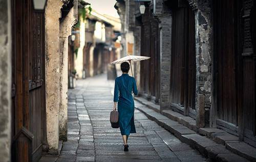 上海的乡愁是一条弄堂_一袭旗袍_一缕乡音_却又不止这些(鄉音弄堂鄉愁)
