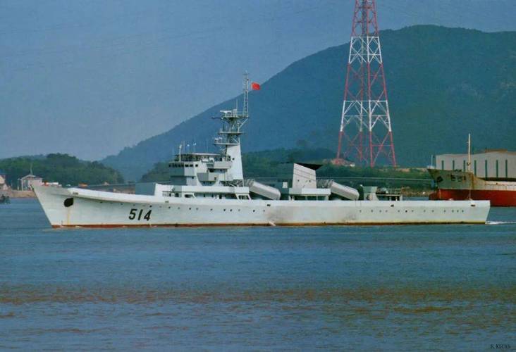 犁波三十载：我和人民海军三代驱逐舰的故事(海軍驅逐艦艦艇)
